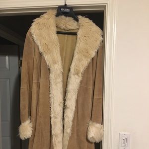 Woman’s leather coat size large